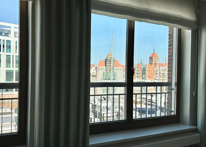 Marina Apartment Blanco